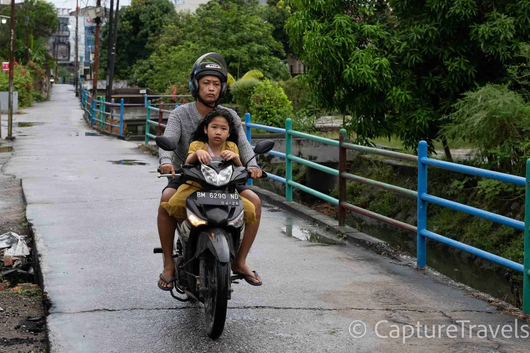 Life Returns to the Streets of Pekanbaru