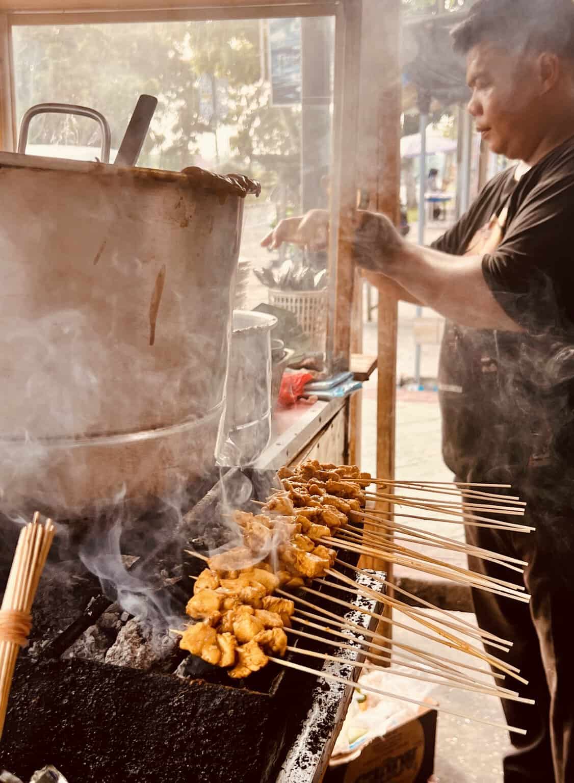 Street Food and Roadside Life in Riau
